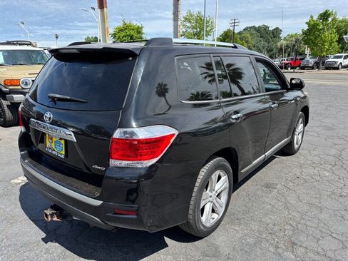 Used 2013 Toyota Highlander Limited image 4