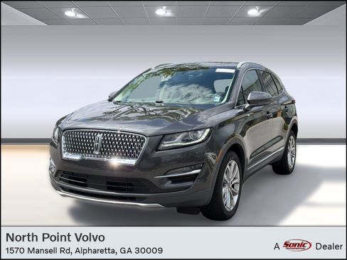 Used 2019 Lincoln MKC Select w/ Select Plus Package FWD image 1