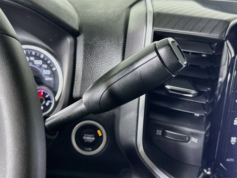 Used 2025 RAM 2500 Big Horn AWD/4WD image 25