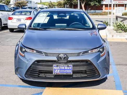 Used 2024 Toyota Corolla LE FWD image 2