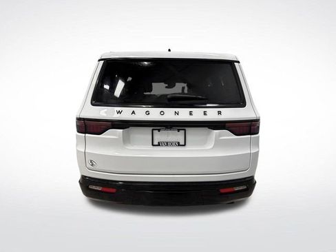 Used 2024 Jeep Wagoneer Series II image 14