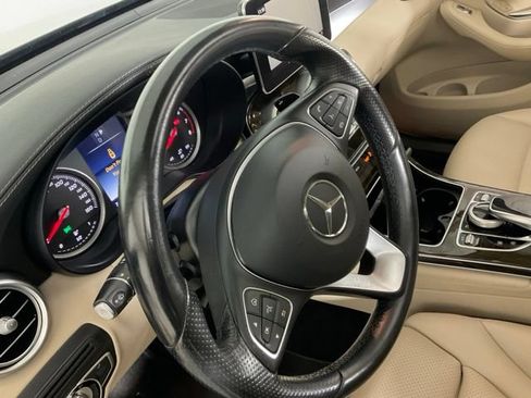 Used 2016 Mercedes-Benz GLC 300 4MATIC image 24