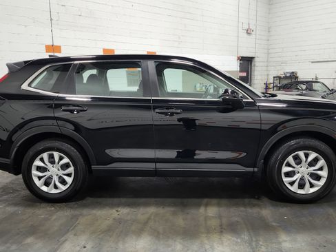 Used 2024 Honda CR-V LX image 17