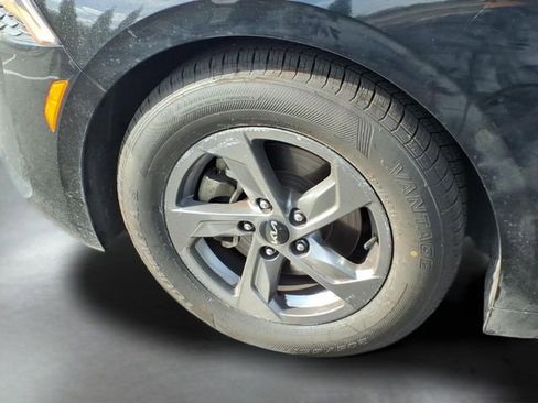 Used 2023 Kia K5 LXS image 20