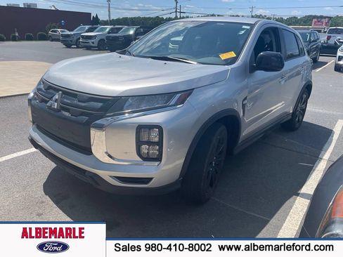 Used 2022 Mitsubishi Outlander Sport AWD image 1