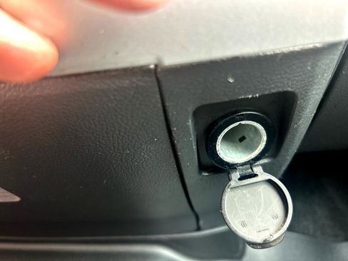 Used 2012 RAM 2500 Big Horn image 24