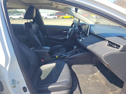 Used 2022 Toyota Corolla XLE image 8