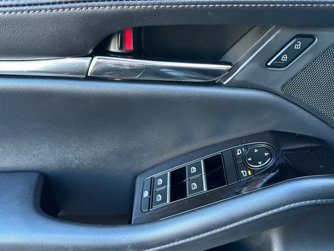 Certified 2025 MAZDA MAZDA3 s image 11