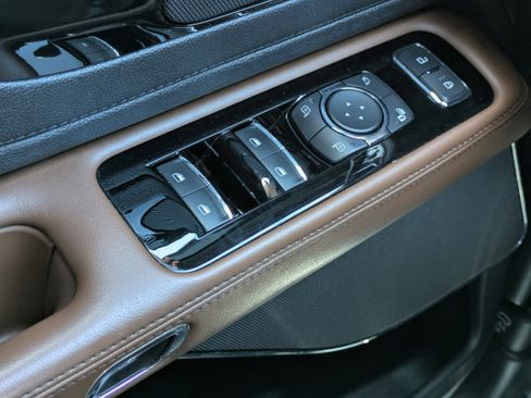 Used 2020 Lincoln Aviator Reserve w/ Equipment Group 201A AWD/4WD image 20