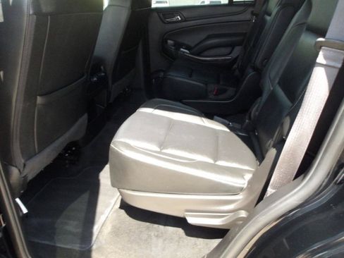 Used 2017 Chevrolet Tahoe LT RWD image 17