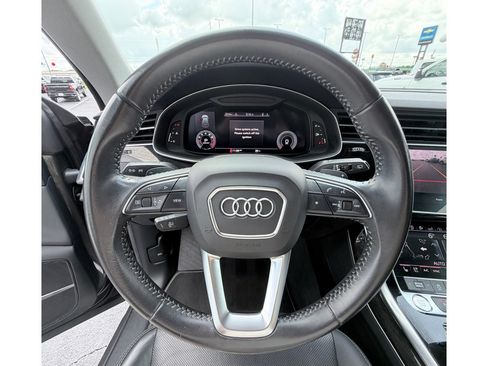 Used 2019 Audi Q8 Premium Plus w/ Premium Plus AWD/4WD image 13