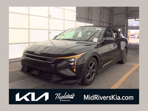 Used 2025 Kia K4 FWD image 1