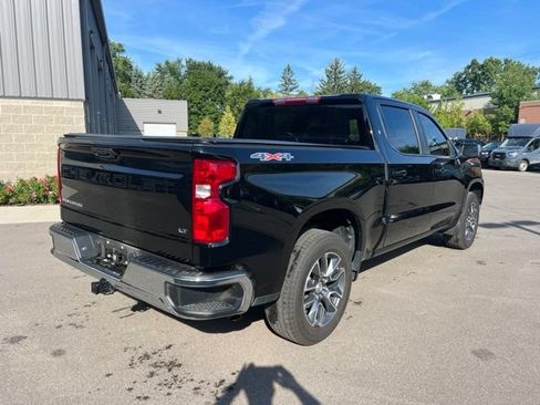 Used 2024 Chevrolet Silverado 1500 LT AWD/4WD image 5