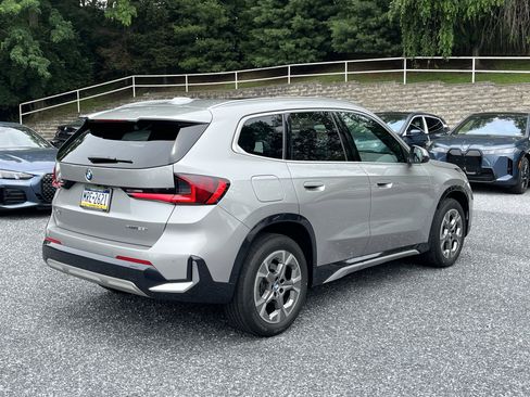 Certified 2025 BMW X1 xDrive28i w/ Technology Package image 8