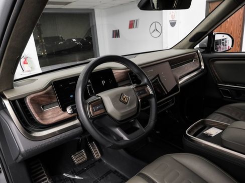 Used 2022 Rivian R1T Launch Edition image 3