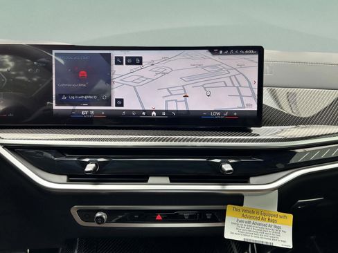 Used 2026 BMW X7 M60i image 14