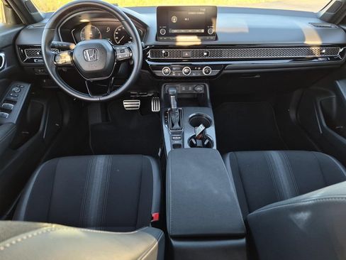 Used 2025 Honda Civic Sport image 15