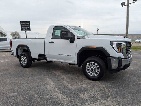 New 2025 GMC Sierra 2500 Pro image 3