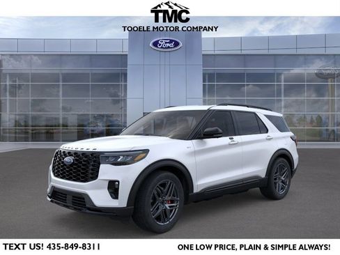 New 2026 Ford Explorer ST-Line w/ ST-Line Street Pack AWD/4WD image 1