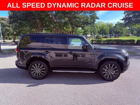 Certified 2024 Lexus GX 550 w/ Accessory Package (Z1) AWD/4WD image 9