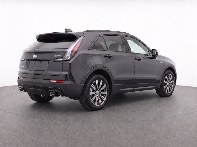 Used 2022 Cadillac XT4 Sport w/ Trailering Package AWD/4WD image 3