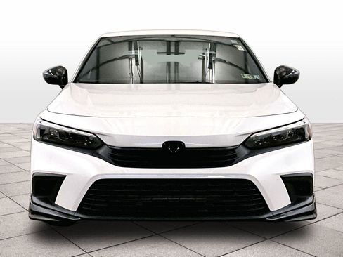 Used 2022 Honda Civic Sport image 3