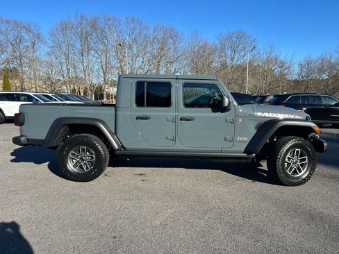 New 2026 Jeep Gladiator Mojave w/ Safety Group image 4