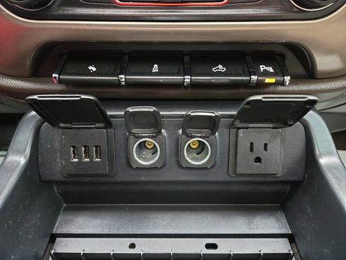 Used 2015 GMC Sierra 2500 Denali image 28