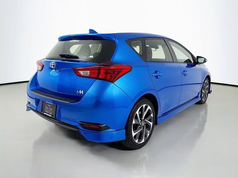 Used 2018 Toyota Corolla iM w/ All-Weather Mat Package image 7