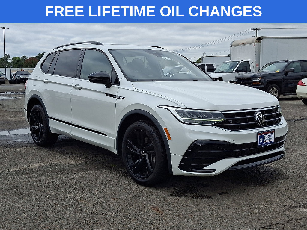 Used 2023 Volkswagen Tiguan SE R-Line AWD/4WD image 1