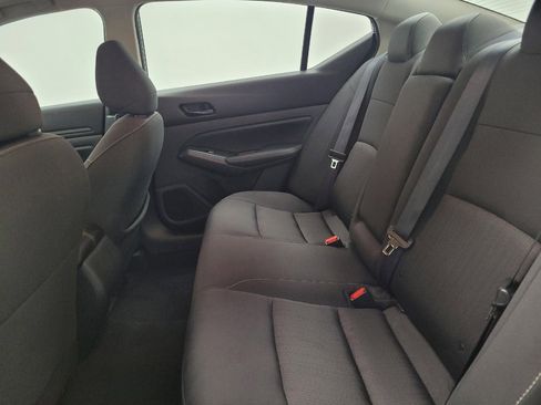 Used 2025 Nissan Altima 2.5 SV FWD image 18