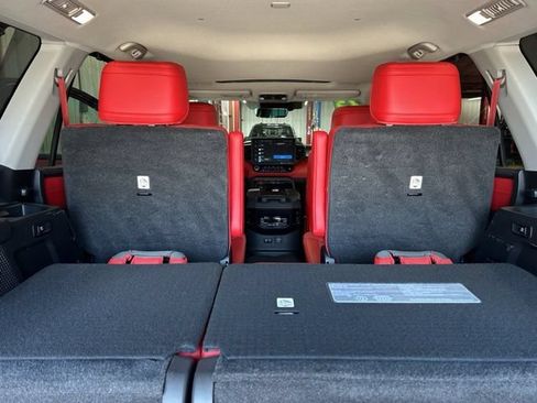 Used 2023 Toyota Sequoia TRD Pro AWD/4WD image 23
