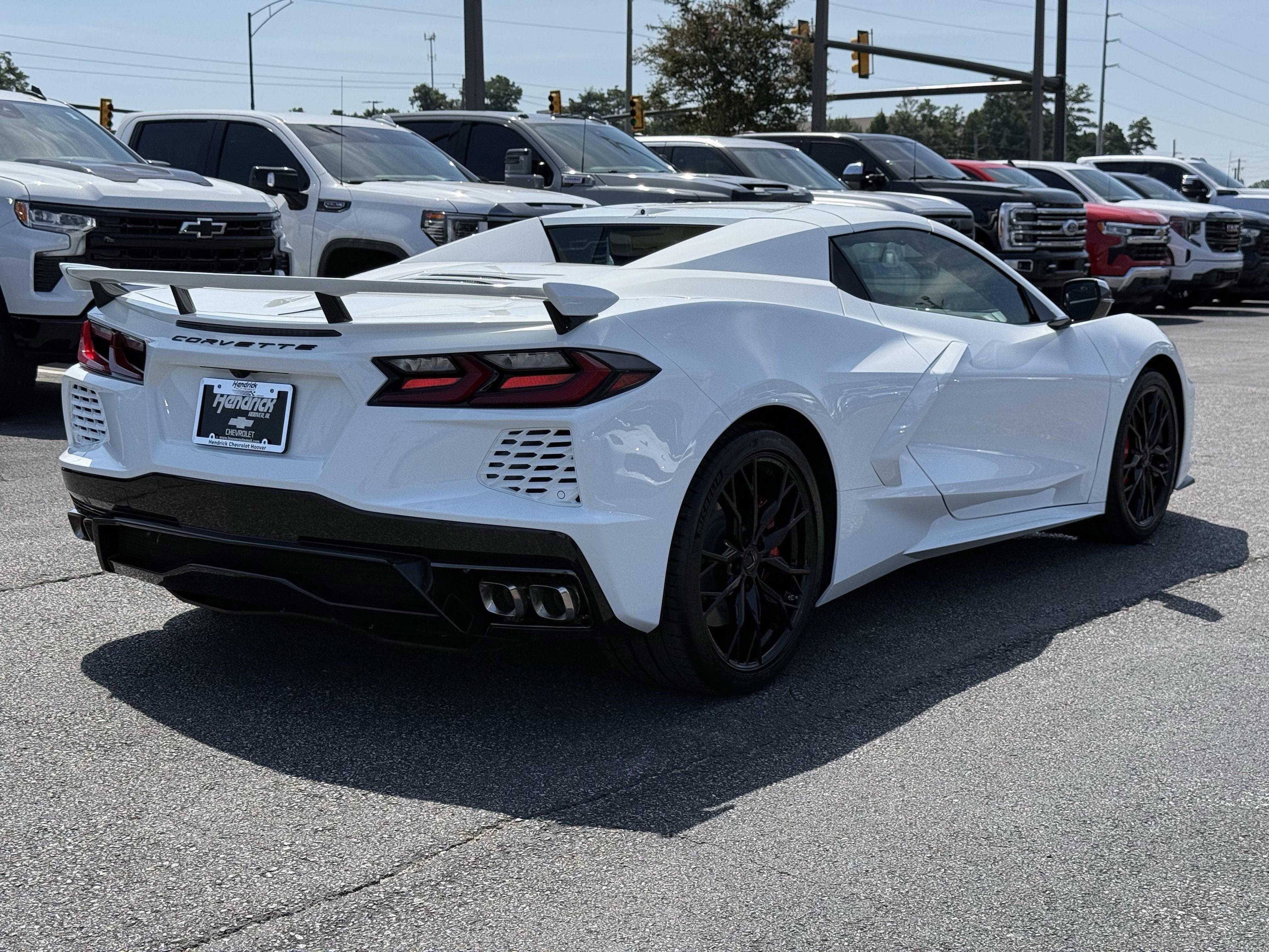 Used 2026 Chevrolet Corvette Stingray Convertible w/ Z51 Performance Package RWD image 15