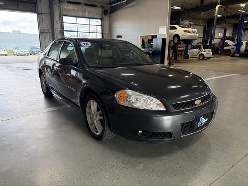 Used 2015 Chevrolet Impala LTZ FWD image 4