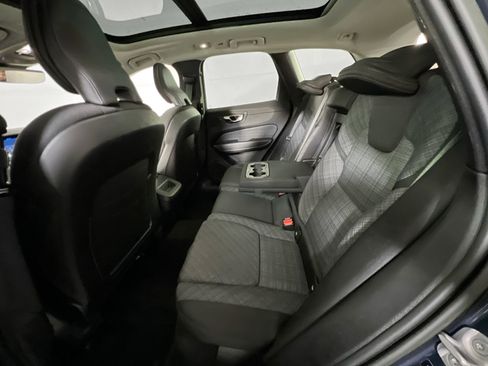 Used 2023 Volvo XC60 B5 Core w/ Protection Package Premier FWD image 23