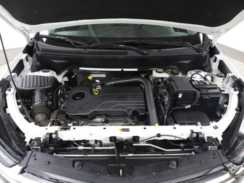 Used 2024 Chevrolet Equinox LT image 32