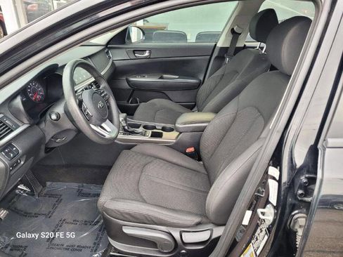 Used 2019 Kia Optima LX image 9