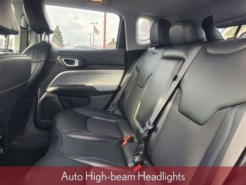 Used 2022 Jeep Compass Latitude AWD/4WD image 36