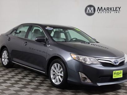Used 2013 Toyota Camry XLE w/ Convenience Pkg