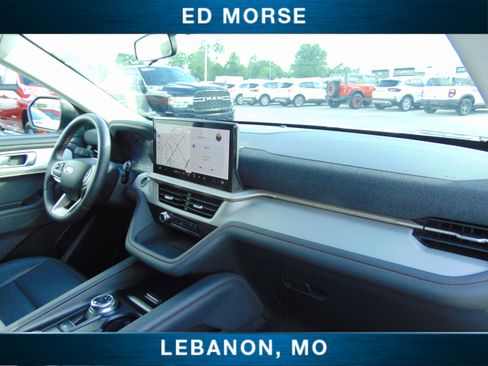Certified 2025 Ford Explorer Active w/ Active Comfort Package AWD/4WD image 16