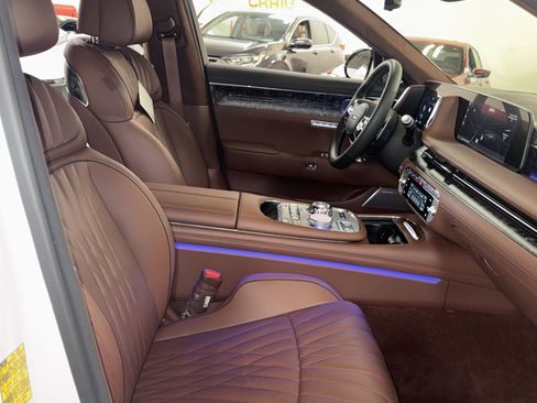 Used 2025 Genesis G90 3.5T image 14