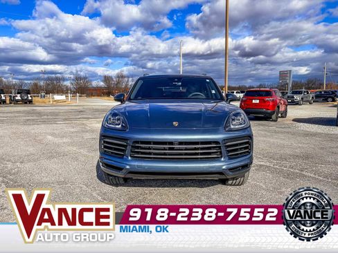 Used 2019 Porsche Cayenne S image 2
