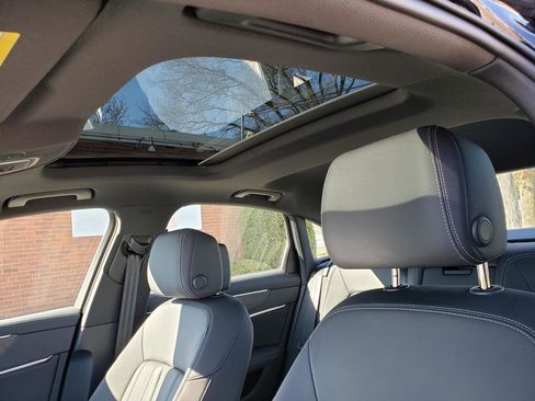 Used 2023 Audi A6 Premium Plus w/ Premium Plus Package image 10