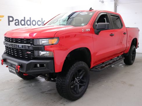 Used 2020 Chevrolet Silverado 1500 Custom Trail Boss w/ Custom Convenience Package image 3