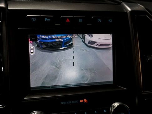 Used 2019 Ford Expedition Platinum image 25