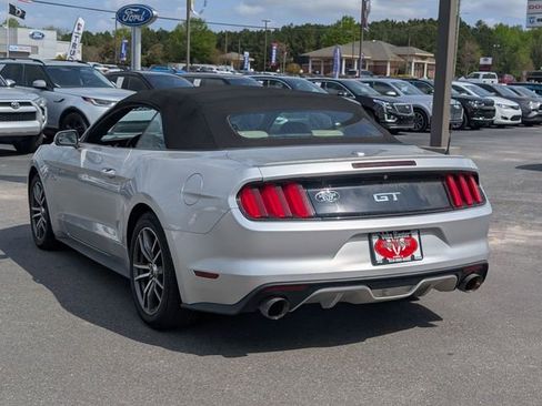 Used 2017 Ford Mustang GT Premium image 5
