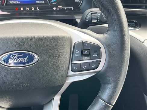 Used 2022 Ford Explorer XLT w/ Equipment Group 202A image 19