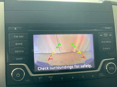 Used 2017 Nissan Frontier SV w/ SV Value Truck Package image 17