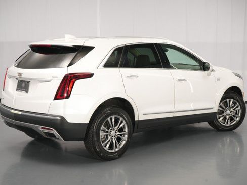 Used 2021 Cadillac XT5 Premium Luxury AWD/4WD image 12