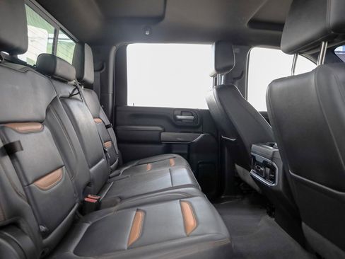 Used 2022 GMC Sierra 2500 AT4 image 30